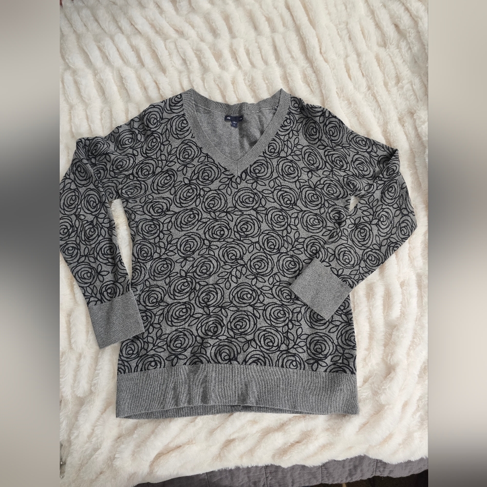 Gap Sweater